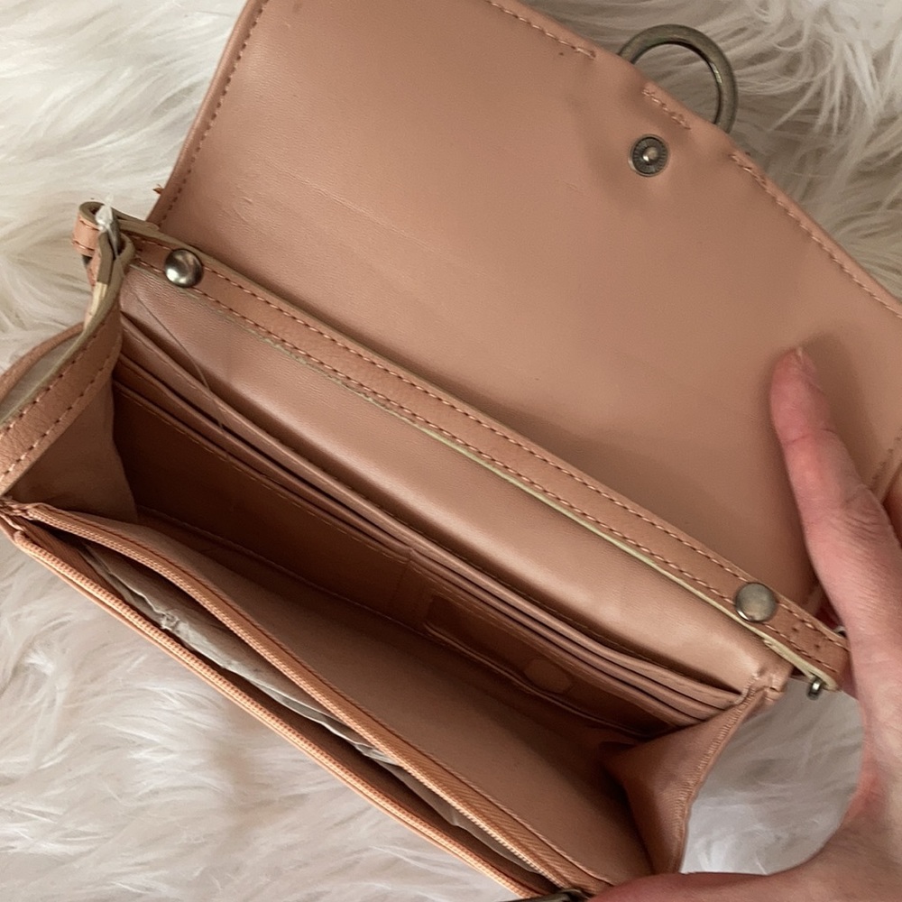 Nwot Universal Thread Blush Bag - image 6